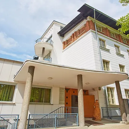 Saint Ignatius Retreat House 3* 류블랴나