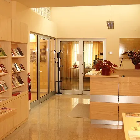 krevet i doručak Saint Ignatius Retreat House 3*