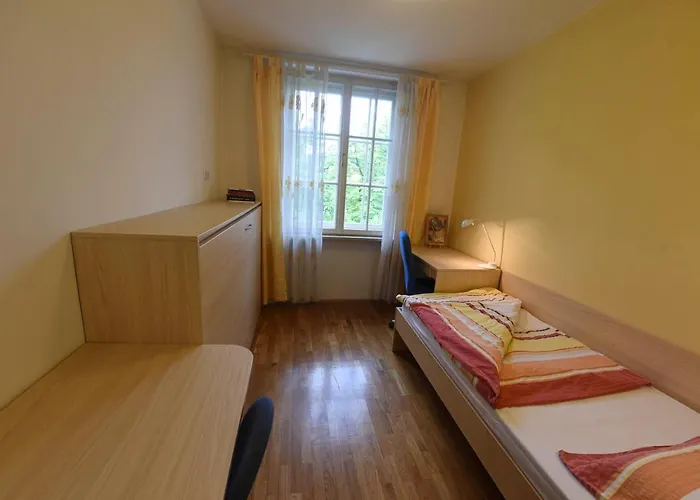 B&B Saint Ignatius Retreat House 류블랴나