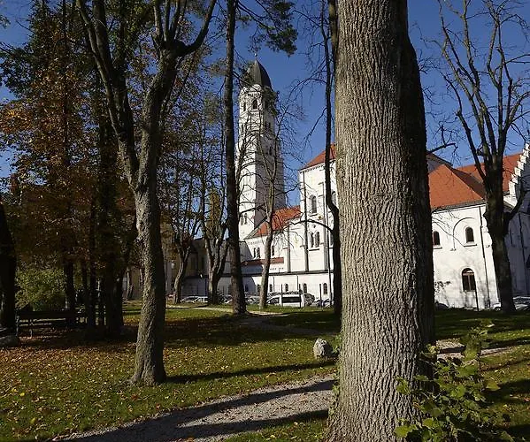 ベッド・アンド・ブレックファスト Saint Ignatius Retreat House 3*