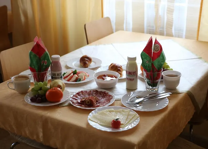 Saint Ignatius Retreat House ベッド・アンド・ブレックファスト リュブリャナ